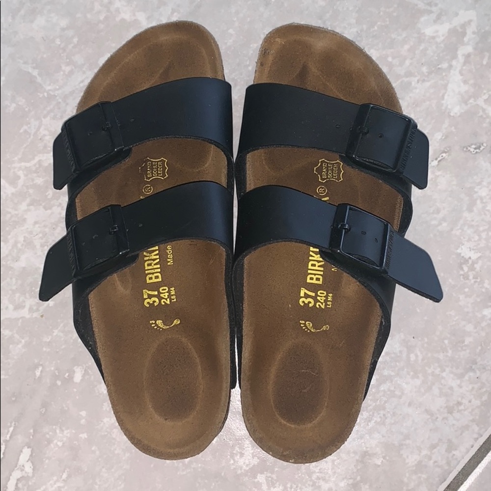 Black Arizona Birkenstock’s